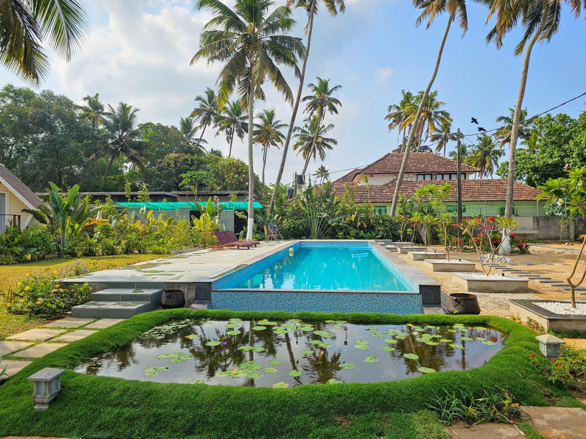 Ether Marari Beachfront Mararikulam Exterior photo