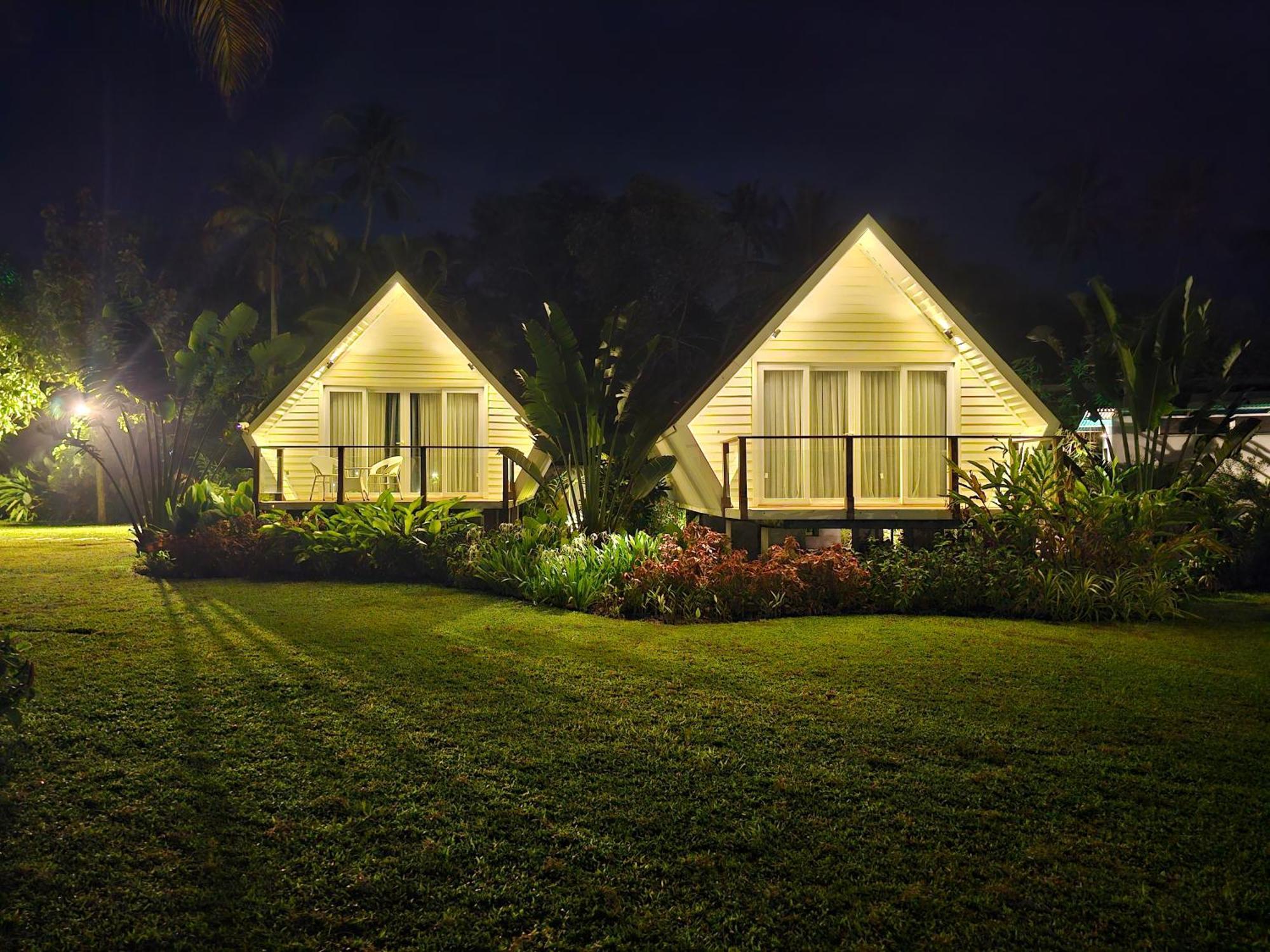 Ether Marari Beachfront Mararikulam Exterior photo