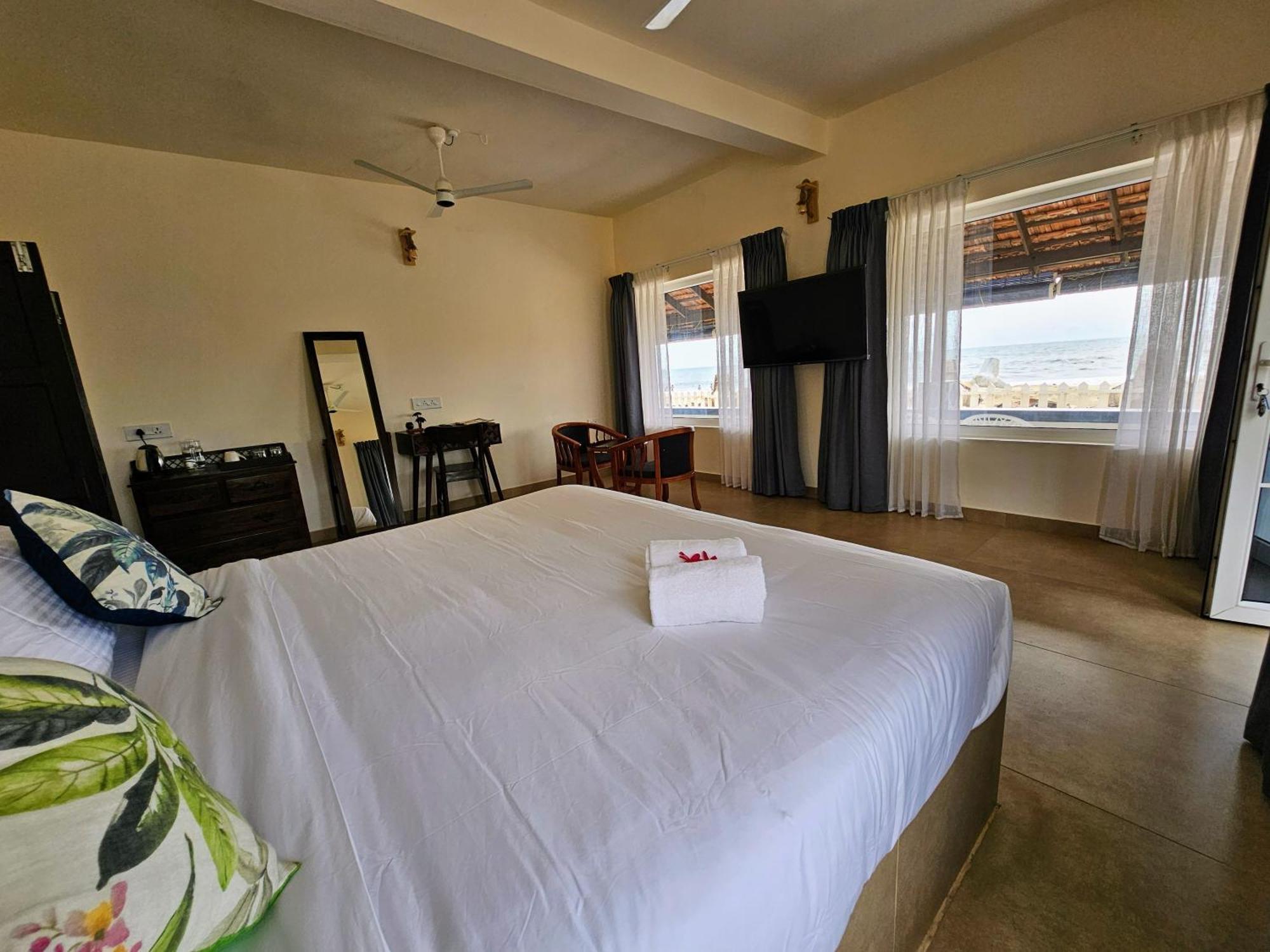 Ether Marari Beachfront Mararikulam Exterior photo