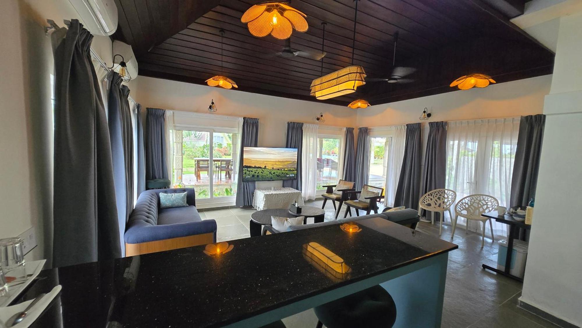 Ether Marari Beachfront Mararikulam Exterior photo